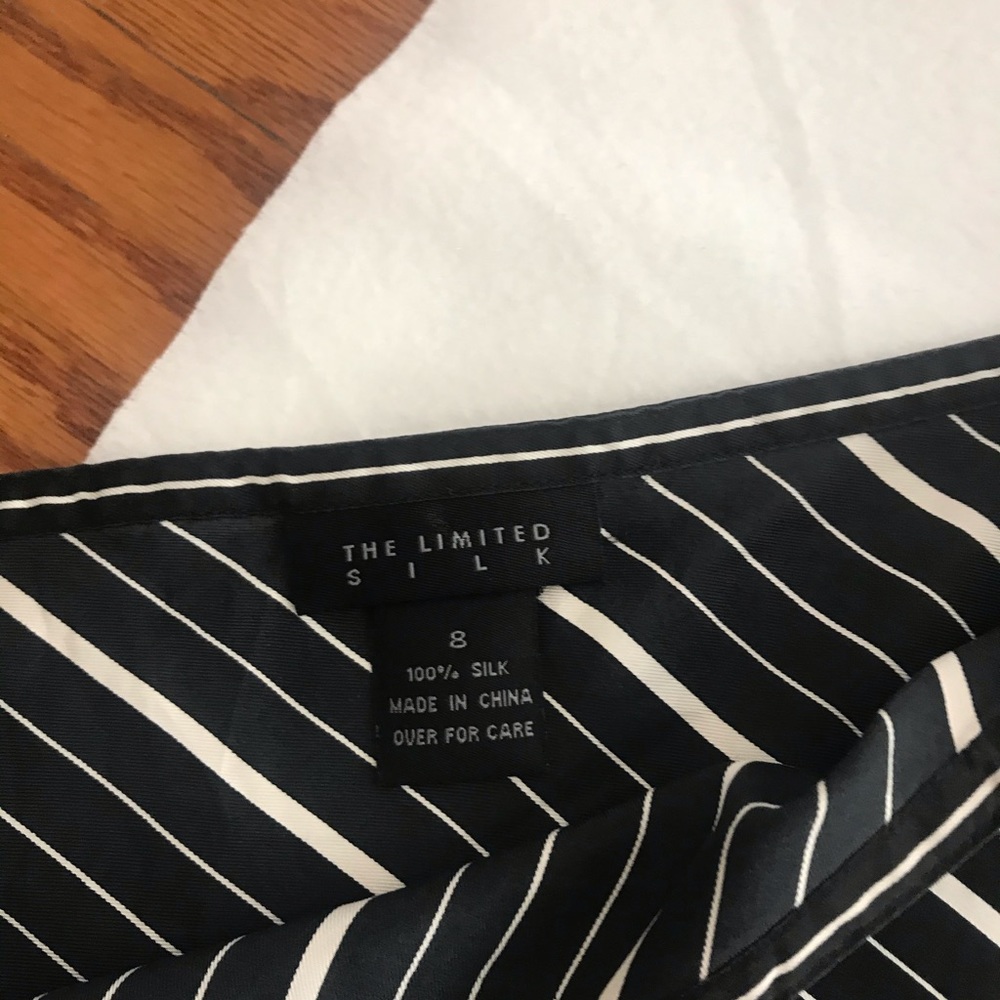 The Limited skirt - Picture 4 of 8